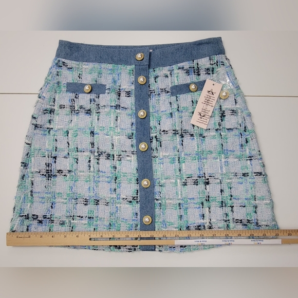 Nanette Lepore Tweed Skirt Women’s Size S Pearl Button Lite Blue Multi Plaid New - Picture 11 of 12